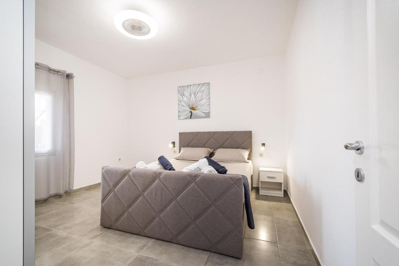Villa Gabi Pridraga Exteriör bild