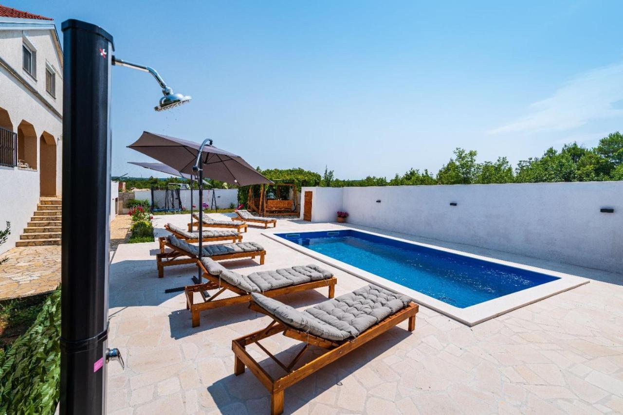 Villa Gabi Pridraga Exteriör bild